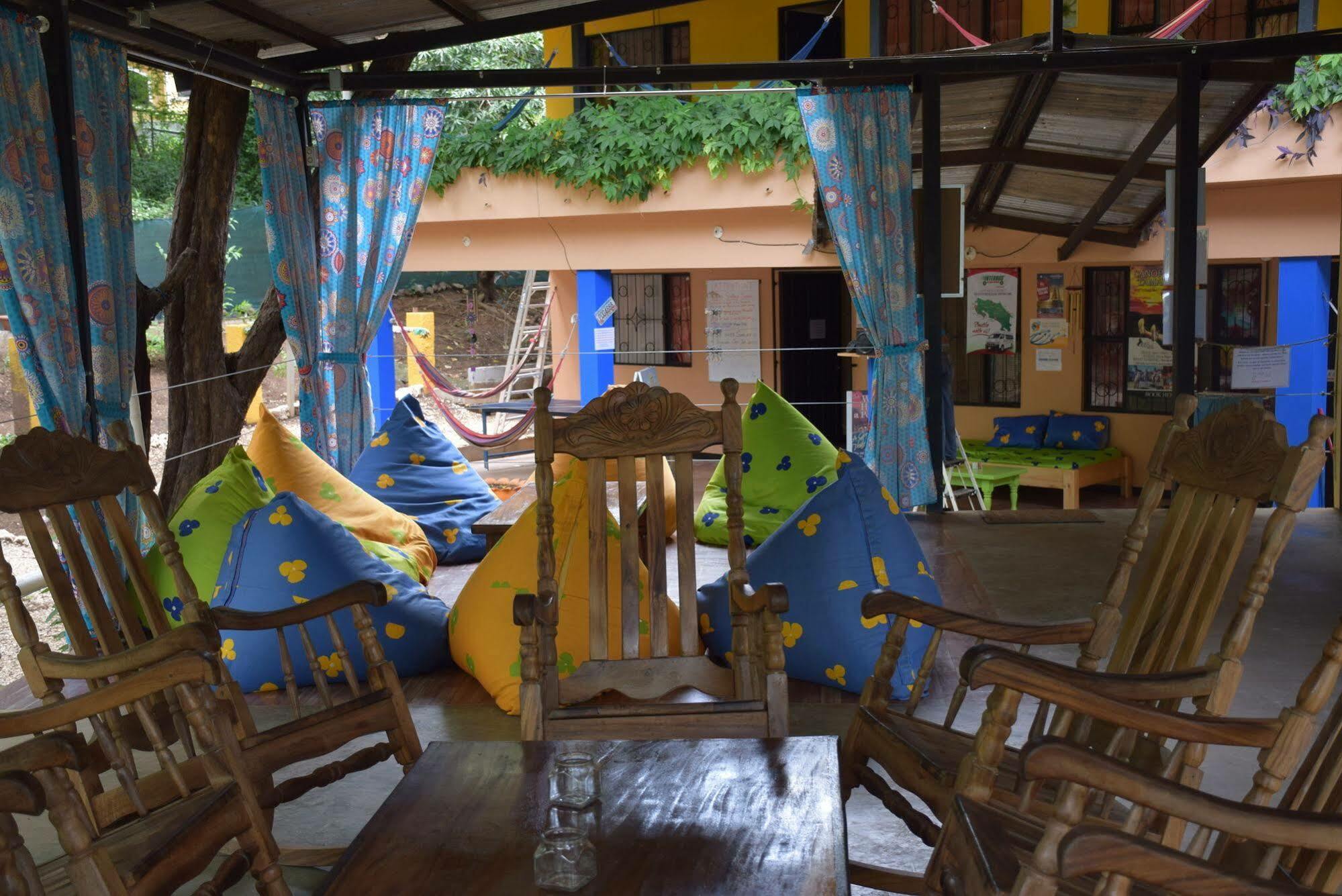 Casa Pura Vida Surf Hostel - Tamarindo Costa Rica Extérieur photo